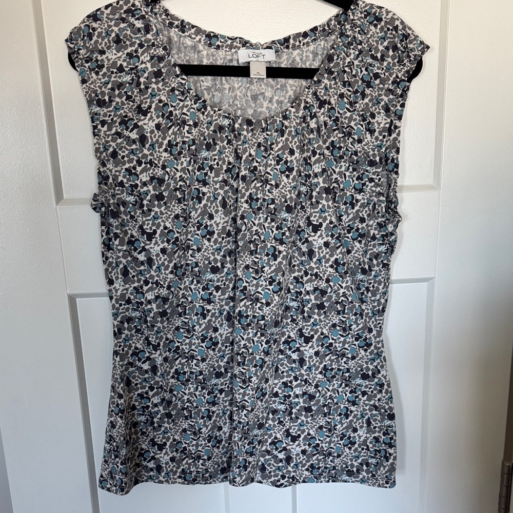 LOFT Outlet Women's Patterned Blouse - Black and Blue